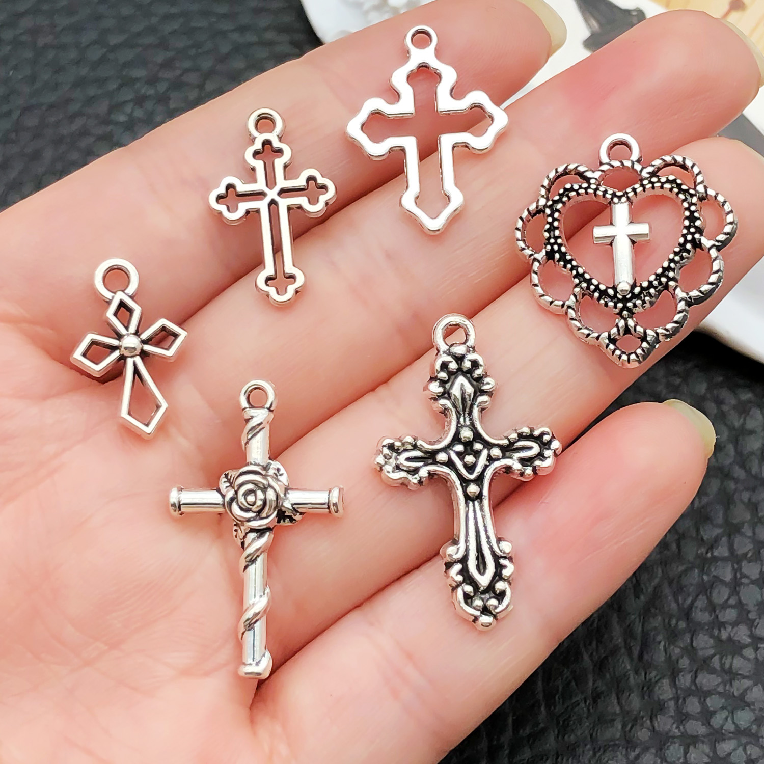 52pcs Assorted Cross Pendants  - огляд і ціна Ethnic Fashion Accessories