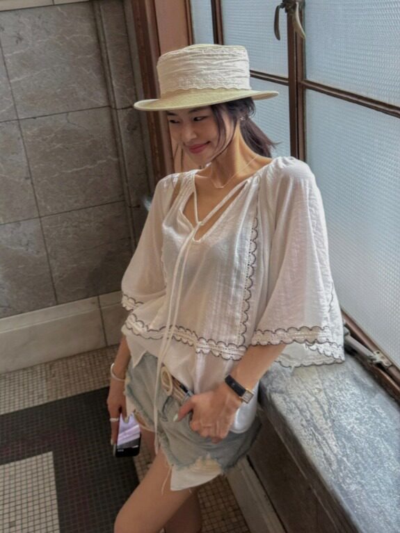 Korean Style Patchwork Lace-Up - огляд і ціна Ethnic Fusion Fashion
